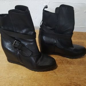 Kelsi Dagger black wedge bootie 8.5